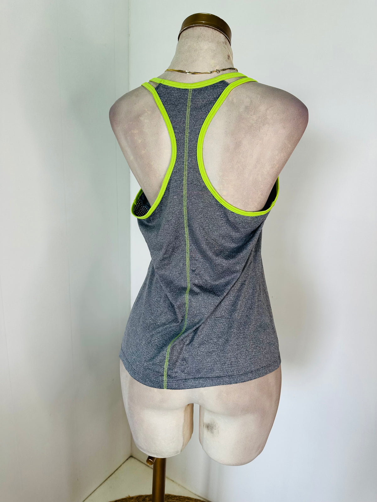 Blusa deportiva