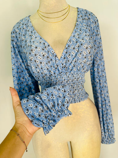 Blusa celeste flores