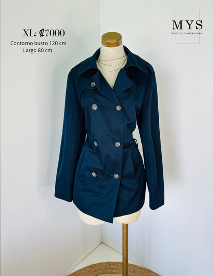 Gabardina tipo impermeable