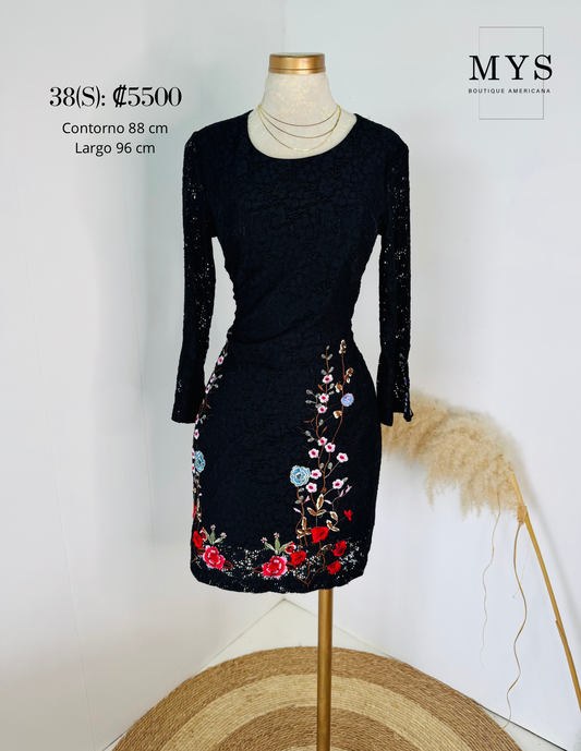 Vestido encaje bordado