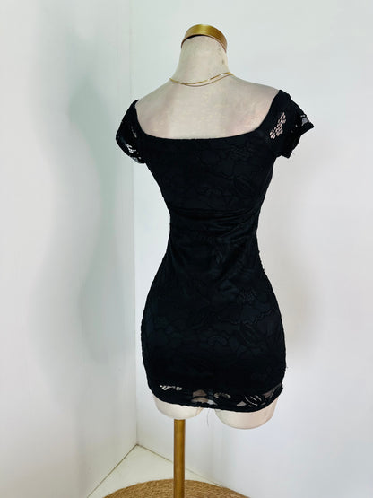 Vestido encaje negro