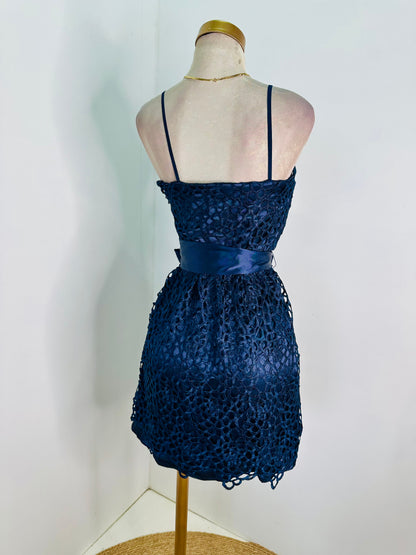 Vestido encaje azul