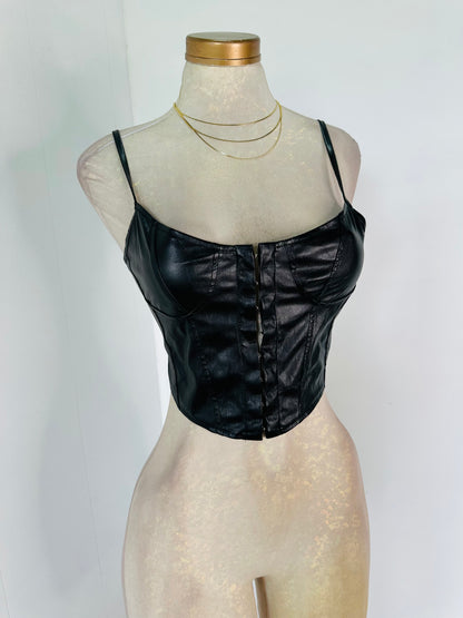 Blusa cuerina