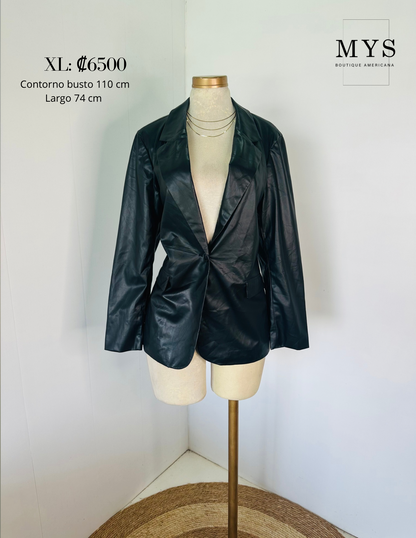 Blazer cuerina