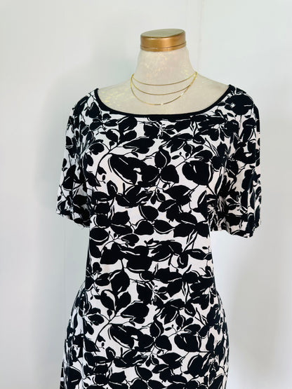 Vestido negro estampado