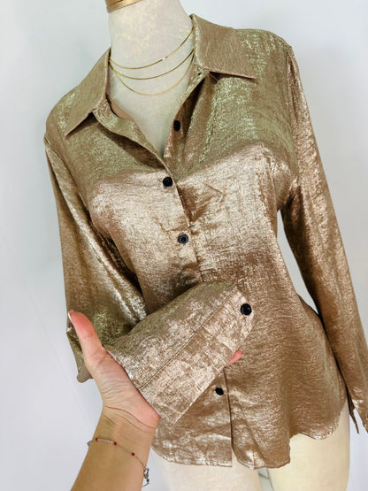 Blusa dorada