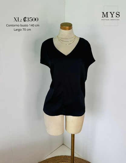 Blusa negra