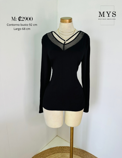 Blusa negra manga larga