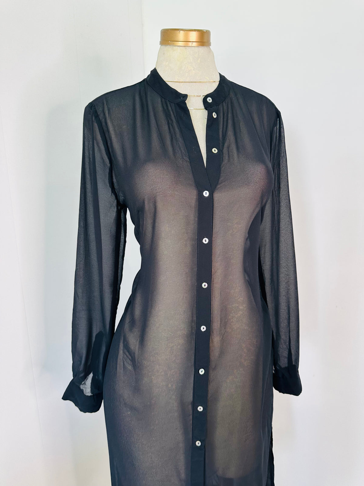 Vestido camisero negro
